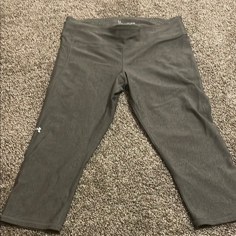 Under Armour Gray Leggings for Active Comfort